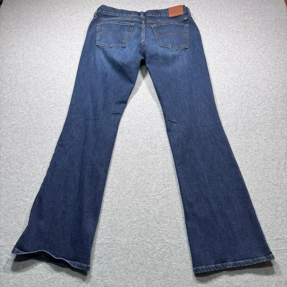 Lucky Brand Sweet Boot Jeans Womens 4/27 Dark Wash Blue Denim Bootcut Mid Rise - Picture 8 of 8